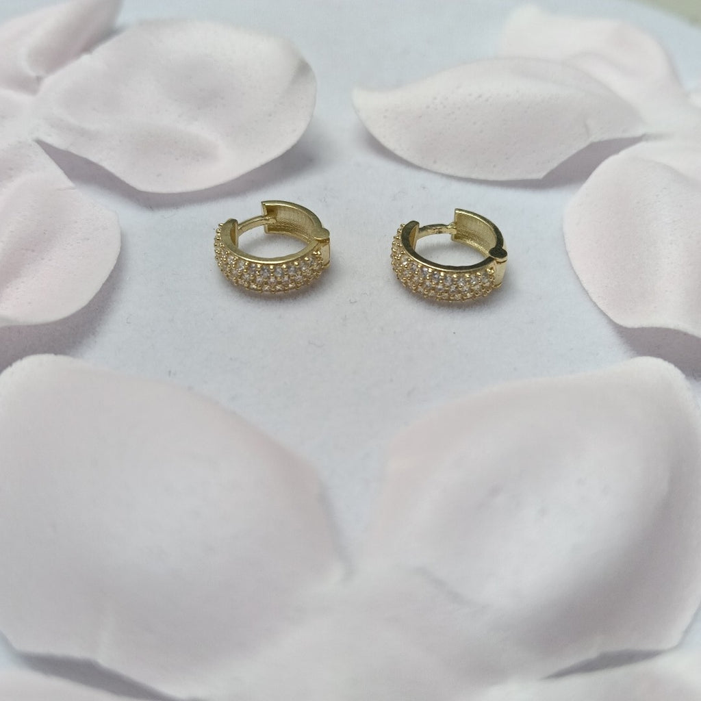 ARETES HUGGIE CON CIRCONIAS 14K 2.1 GR (NUEVO)