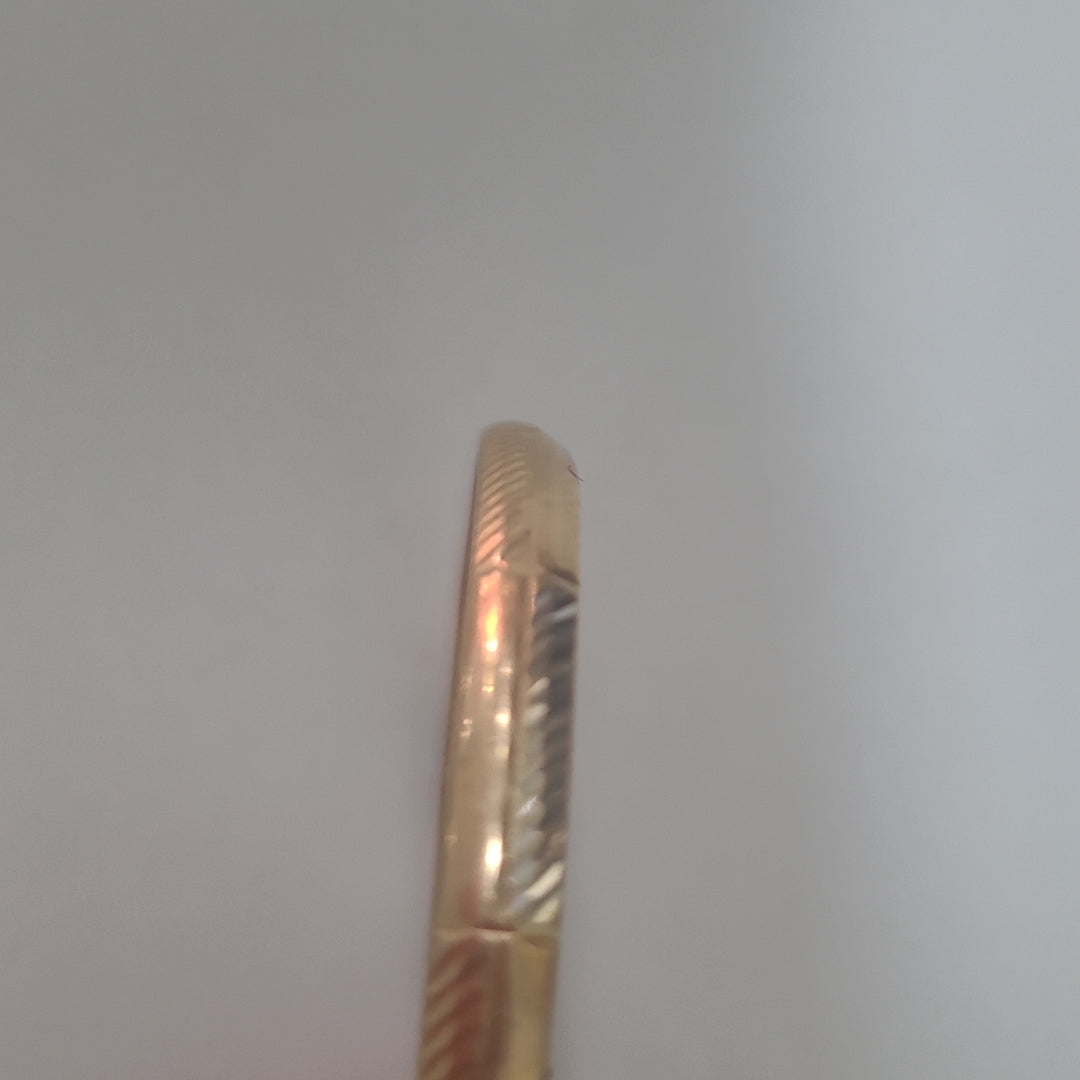 PULSERA RIGIDA ORO 10 K 3.6 GRMS (SEMINUEVO)