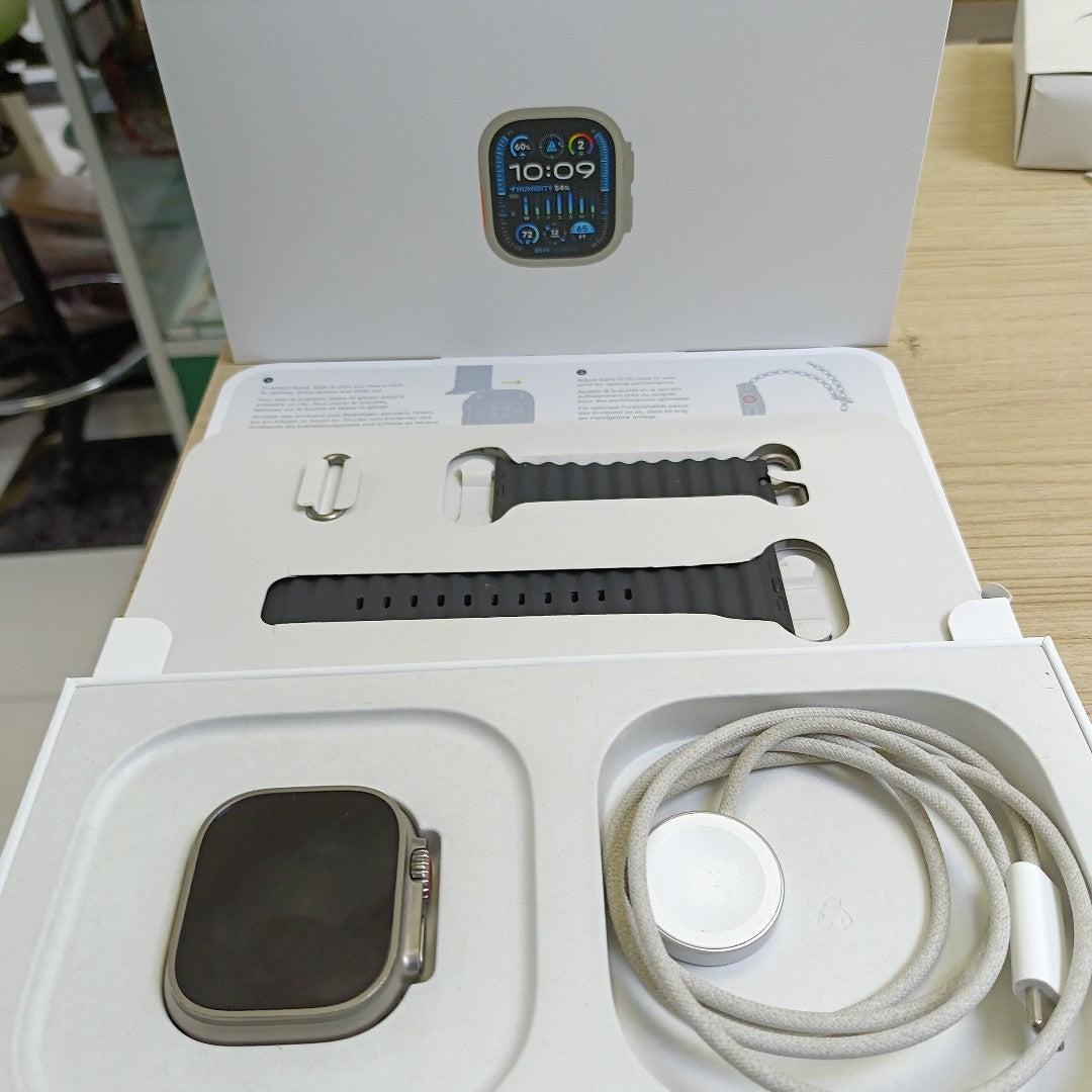 SMARTWATCH APPLE ULTRA 2 TITANIO A2986 49 MM GPS + CELULAR (SEMINUEVO)