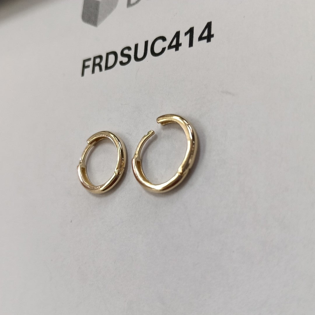 ARETES HUGGIES LISAS 14K 1.6 GR (NUEVO)