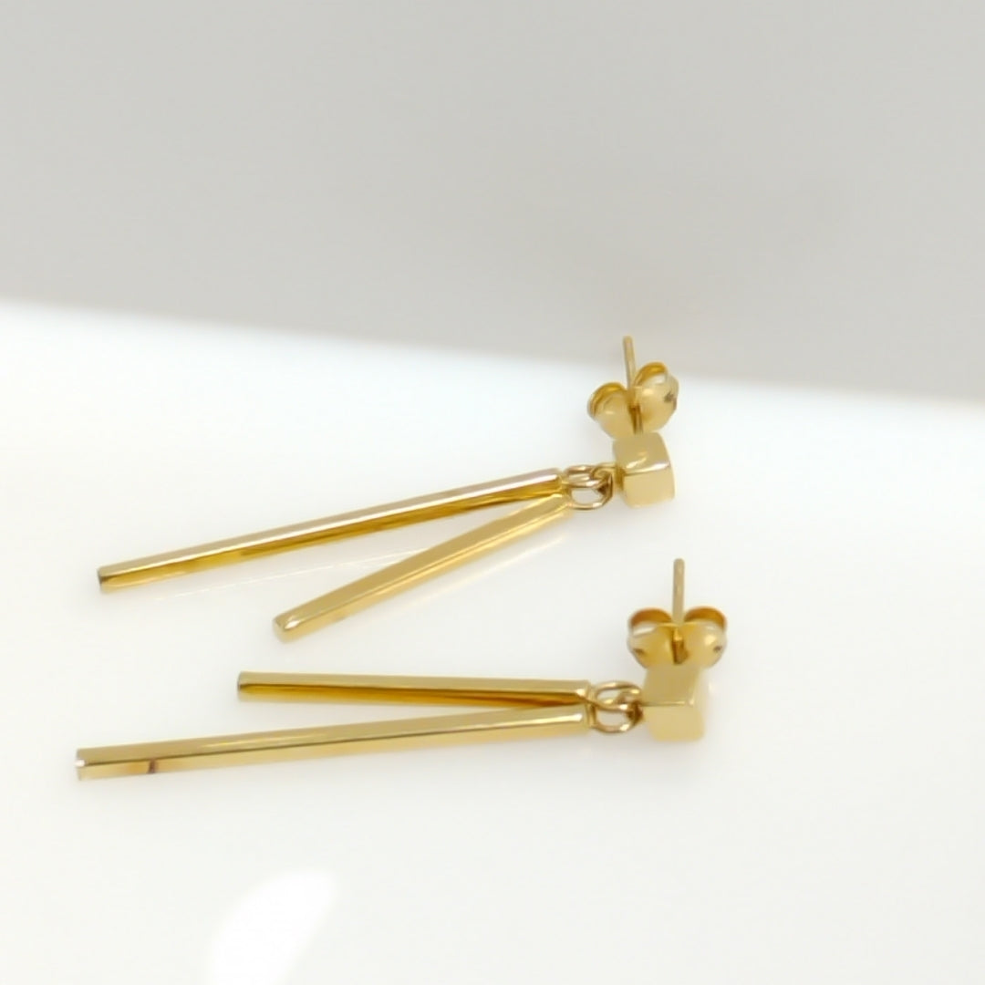 ARETES PAR ORO 14 K 2,00 GRMS (SEMINUEVO)