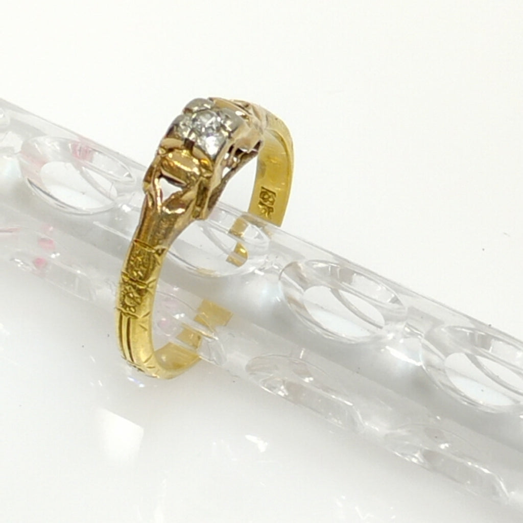 SOLITARIO ORO 14 K 1,70 GRMS (SEMINUEVO)
