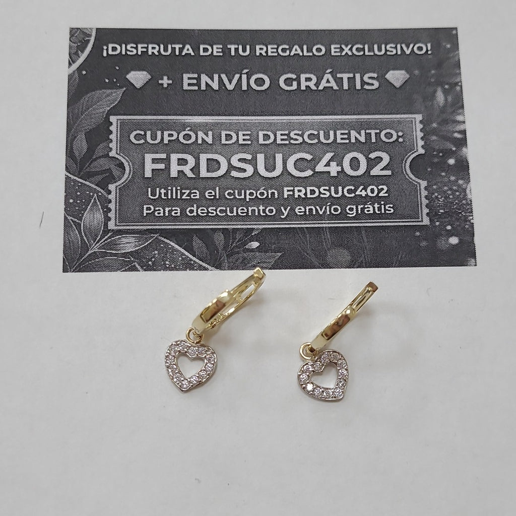 ARETES HUGGIES CON DIJE CORAZON Y CIRCONIAS 14K 2.1 GR (NUEVO)
