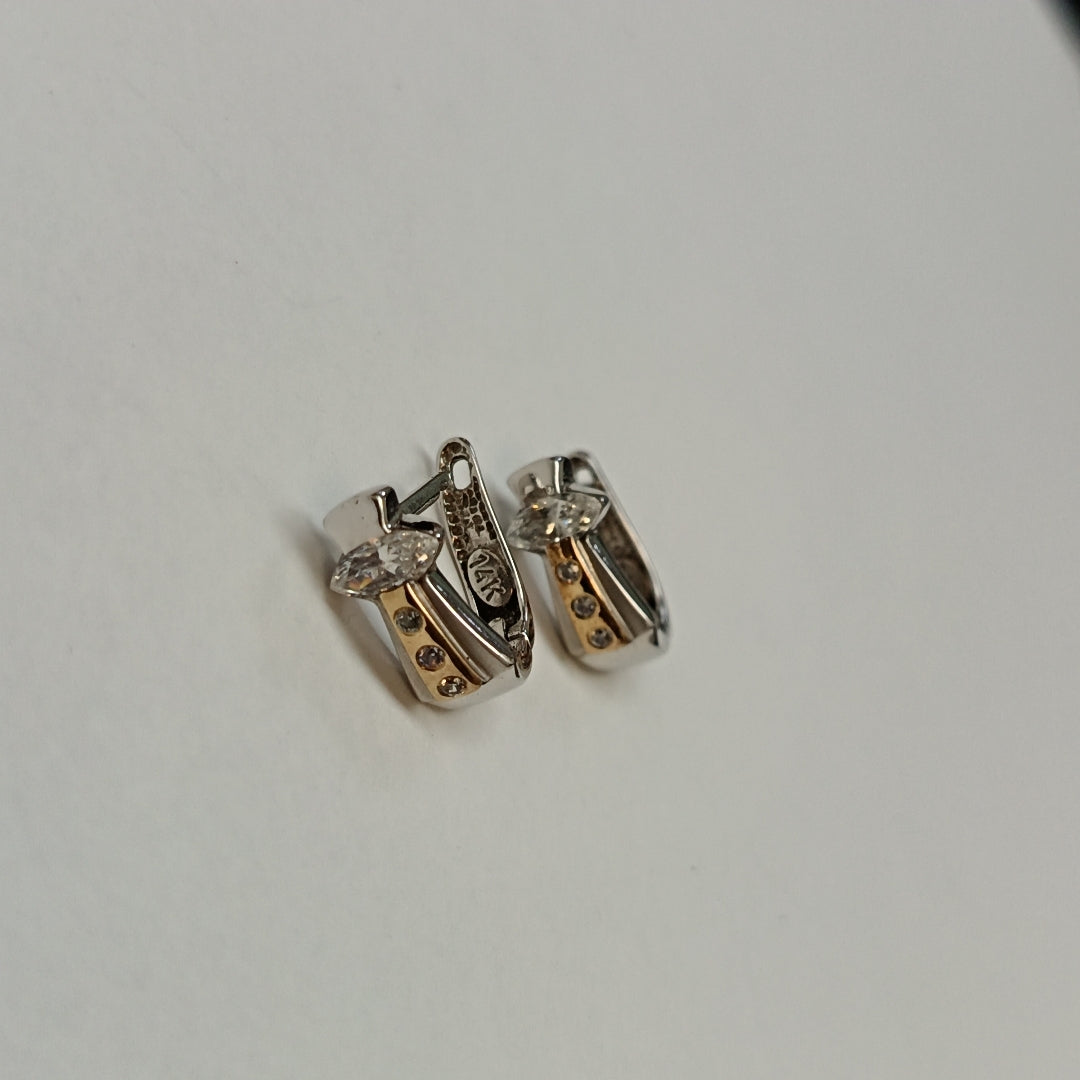 ARRACADAS PAR ORO,ORO BLANCO 14 K 4,60 GRMS (SEMINUEVO)