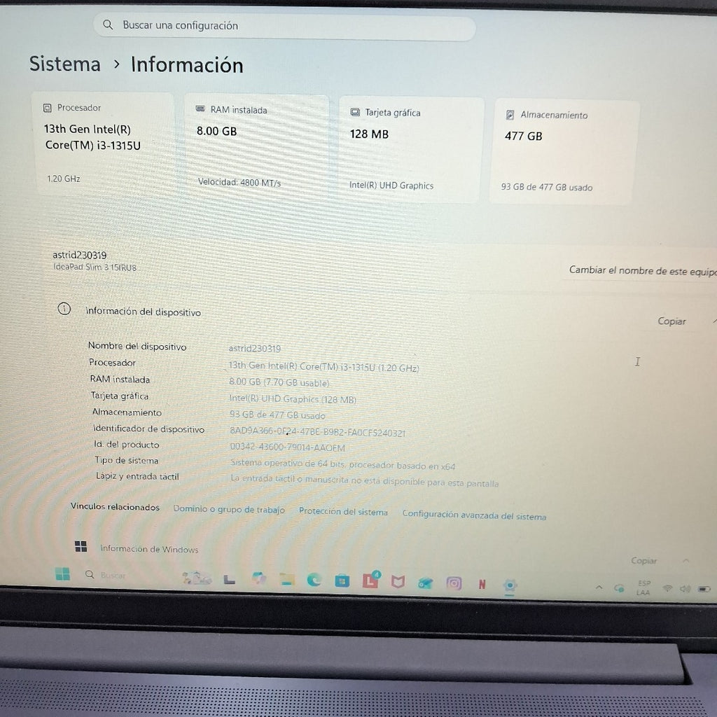 LAPTOP LENOVO IDEAPAD SLIM 3 15IRU8 (2025) 512 GB SSD 8 GB RAM (SEMINUEVO)