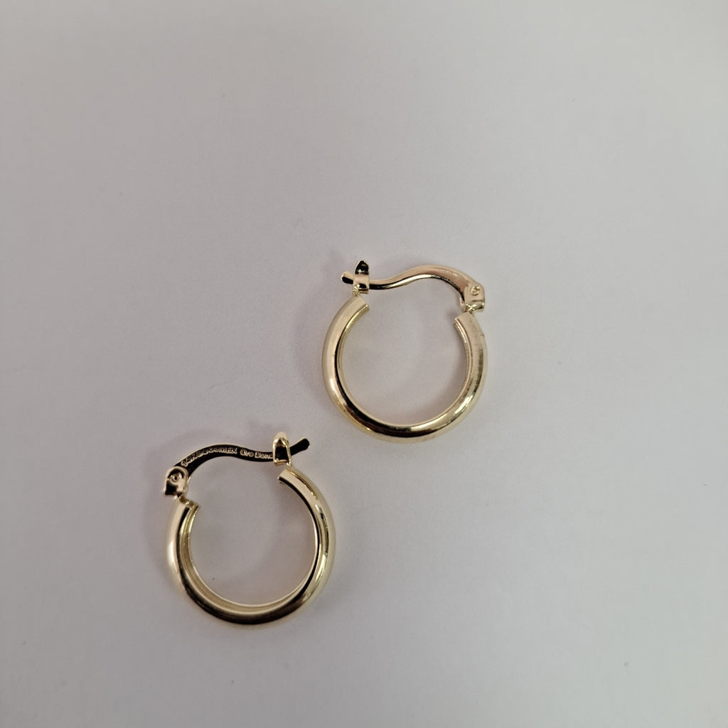 ARETES TEJIDO ARRACADAS LISAS 14K 2.1 GR (NUEVO)