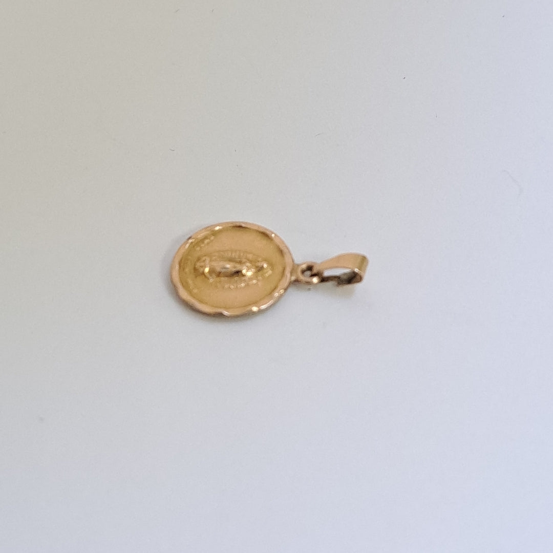 MEDALLA RELIGIOSA ORO 10 K 0.9 GRMS (SEMINUEVO)