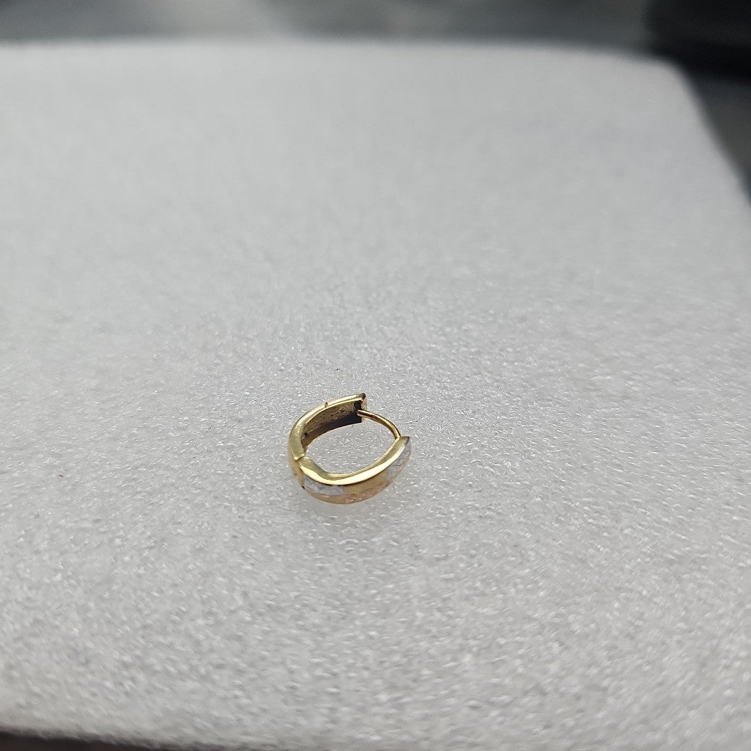ARRACADAS PAR ORO COMBINADO 14 K 0.9 GRMS (SEMINUEVO)