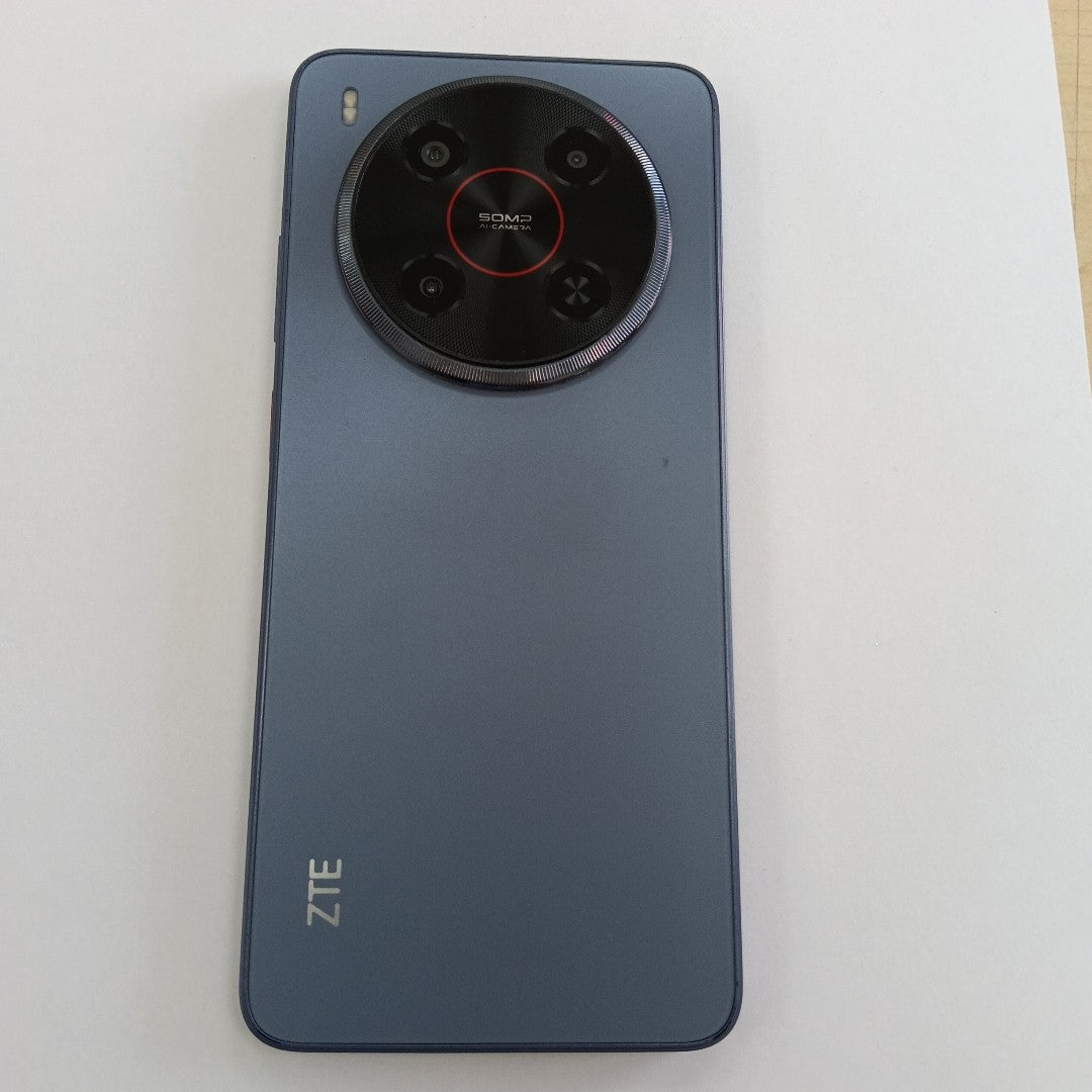 CELULAR ZTE BLADE V70 MAX Z2467 (2025) 256 GB 4 GB RAM (SEMINUEVO)