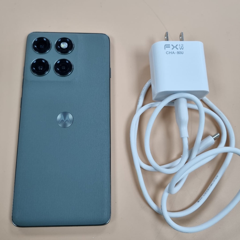 CELULAR MOTOROLA EDGE 60 PRO XT2507-1 (2025) 512 GB 12 GB RAM (SEMINUEVO)