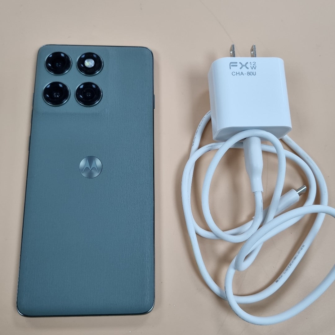 CELULAR MOTOROLA EDGE 60 PRO XT2507-1 (2025) 512 GB 12 GB RAM (SEMINUEVO)