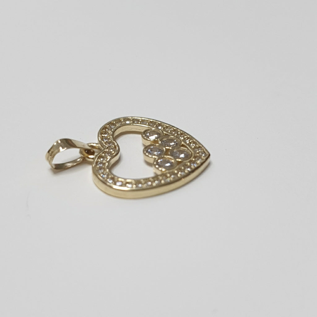 DIJE CORAZON CON CIRCONIAS 14K 1.7 GR (NUEVO)