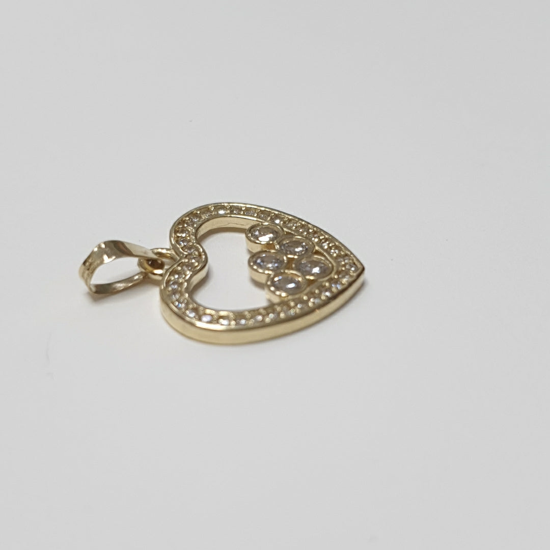 DIJE CORAZON CON CIRCONIAS 14K 1.7 GR (NUEVO)