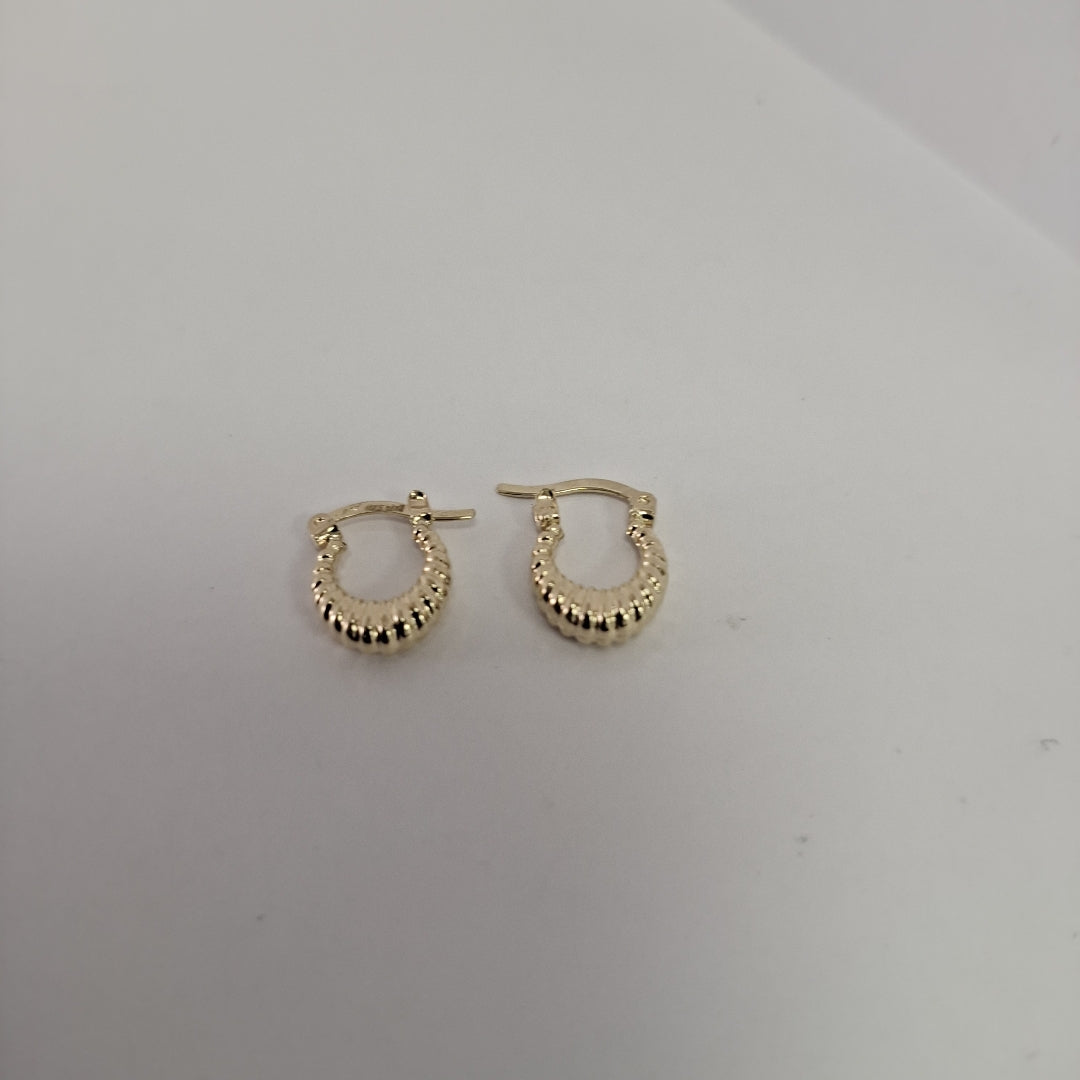 ARETES ARRACADA ESTRIADAS 14K 1.1 GR (NUEVO)