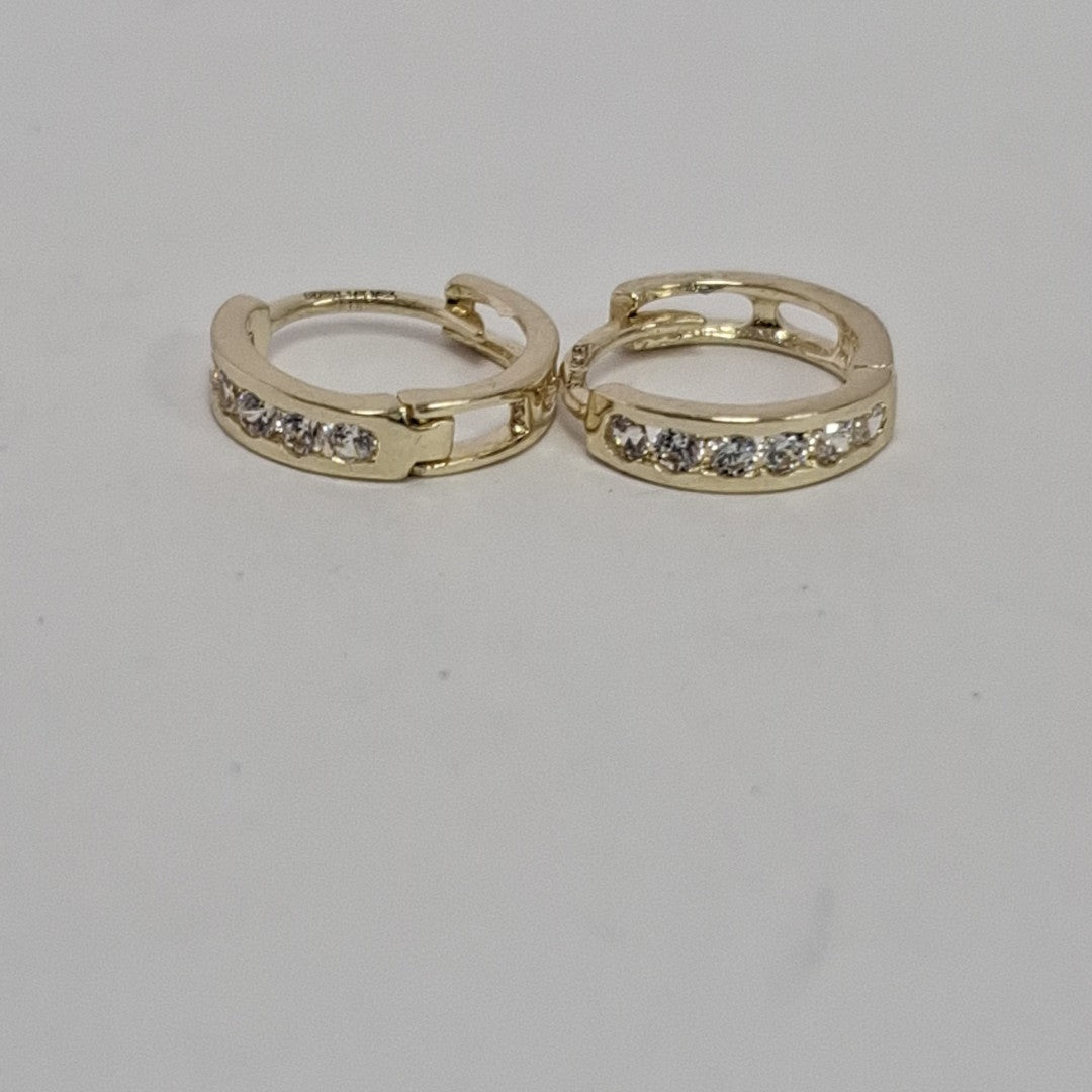 ARETES HUGGIES C CIRCONIA 14K 1.1 GR (NUEVO)