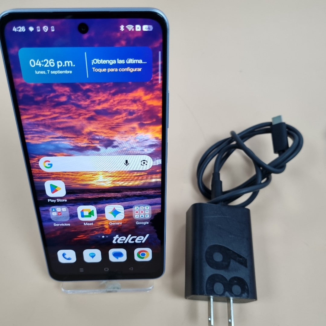 CELULAR OPPO A5 PRO CPH2711 (2025) 256 GB 8 GB RAM (SEMINUEVO)
