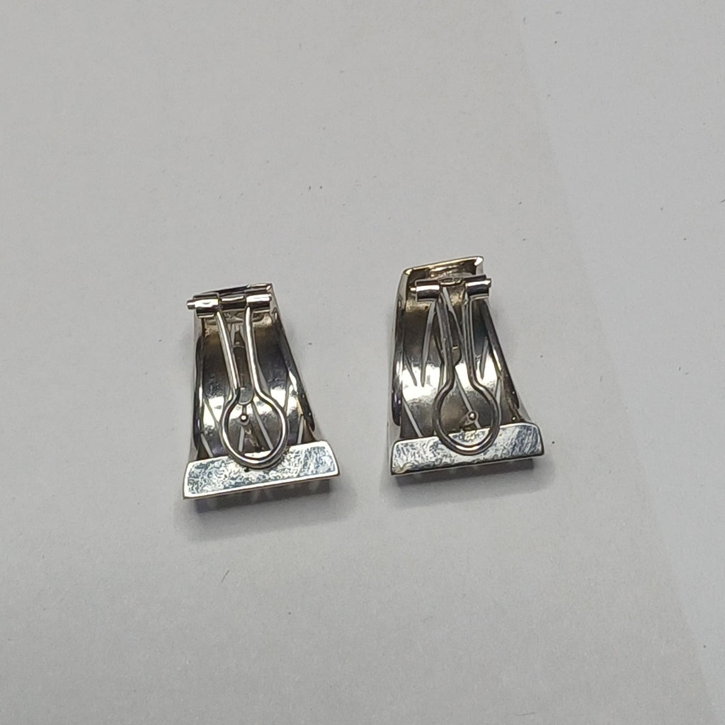 ARETES PAR ORO BLANCO 14 K 4,80 GRMS (SEMINUEVO)