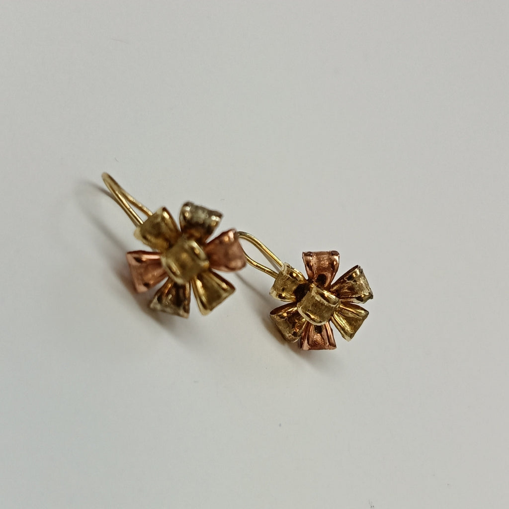 ARETES PAR ORO COMBINADO 14 K 1,80 GRMS (SEMINUEVO)
