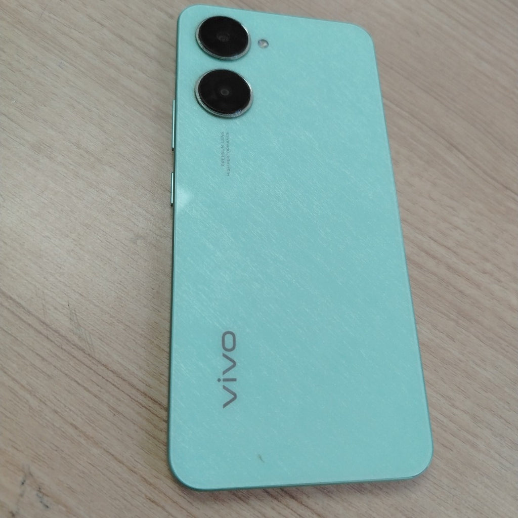 CELULAR VIVO Y03 V2332 (2024) 128 GB 4 GB RAM (SEMINUEVO)