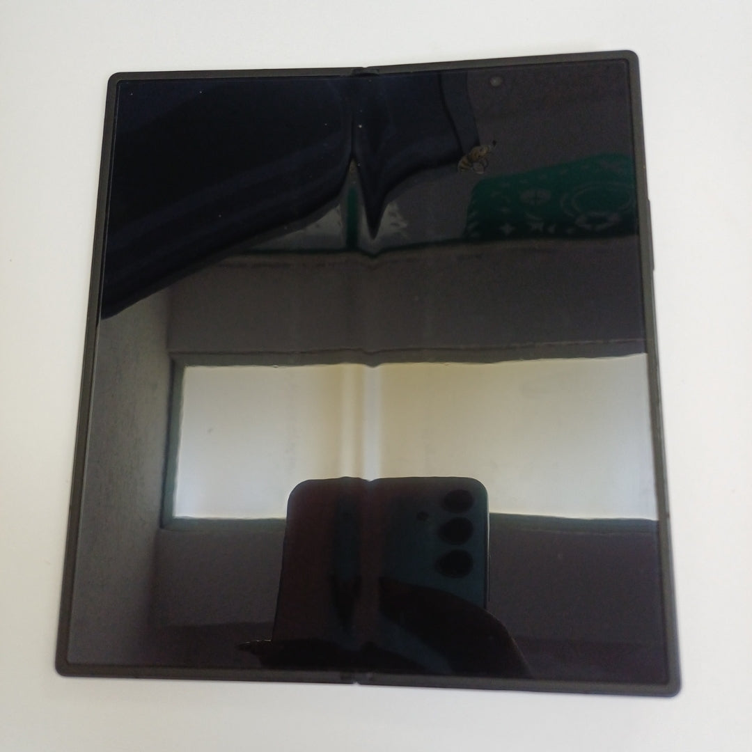 CELULAR SAMSUNG GALAXY Z FOLD7 SM-F966B (2025) 1 TB 16 GB RAM (SEMINUEVO)