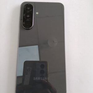 CELULAR SAMSUNG GALAXY A55 5G SM-A556E (2024) 256 GB 8 GB RAM (SEMINUEVO)