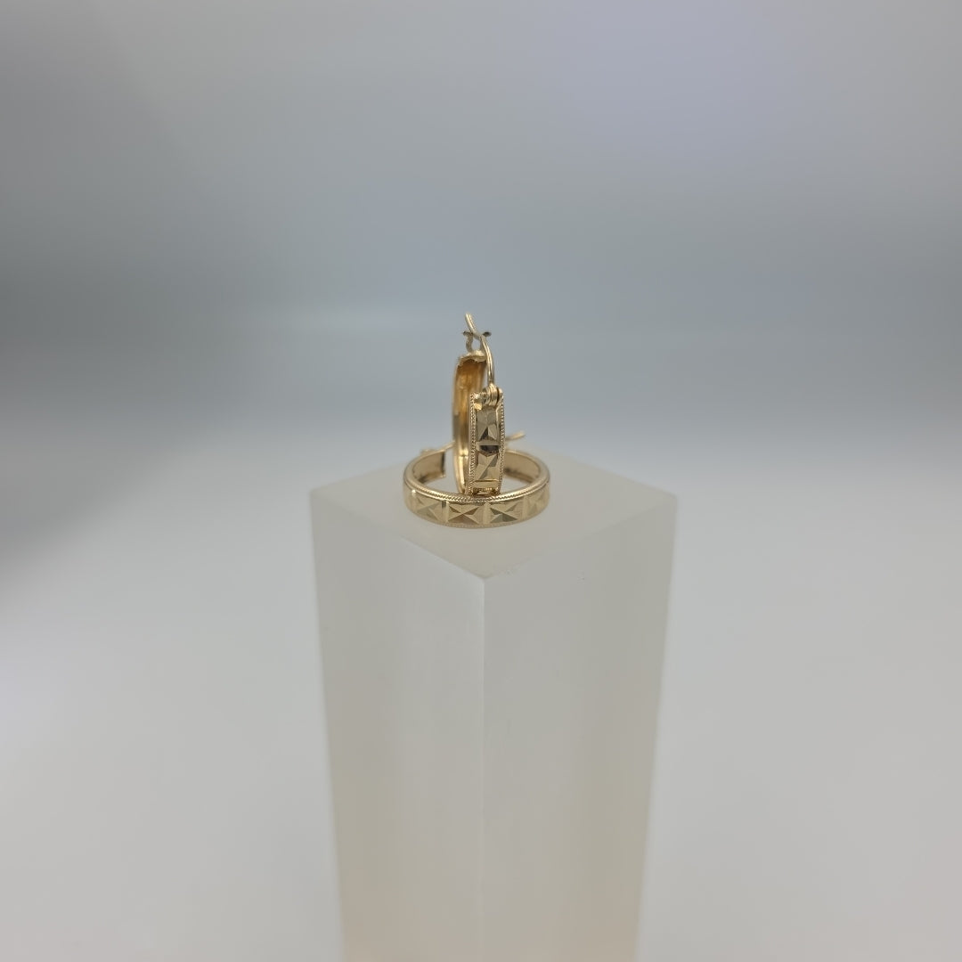 ARETES ARRACADAS LABRADAS 10K 2.2 GR (NUEVO)