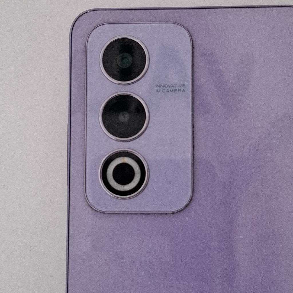 CELULAR OPPO A80 5G CPH2639 (2024) 256 GB 8 GB RAM (SEMINUEVO)