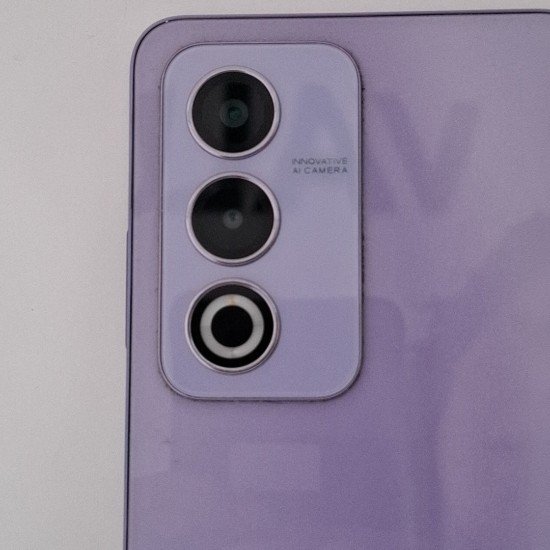 CELULAR OPPO A80 5G CPH2639 (2024) 256 GB 8 GB RAM (SEMINUEVO)