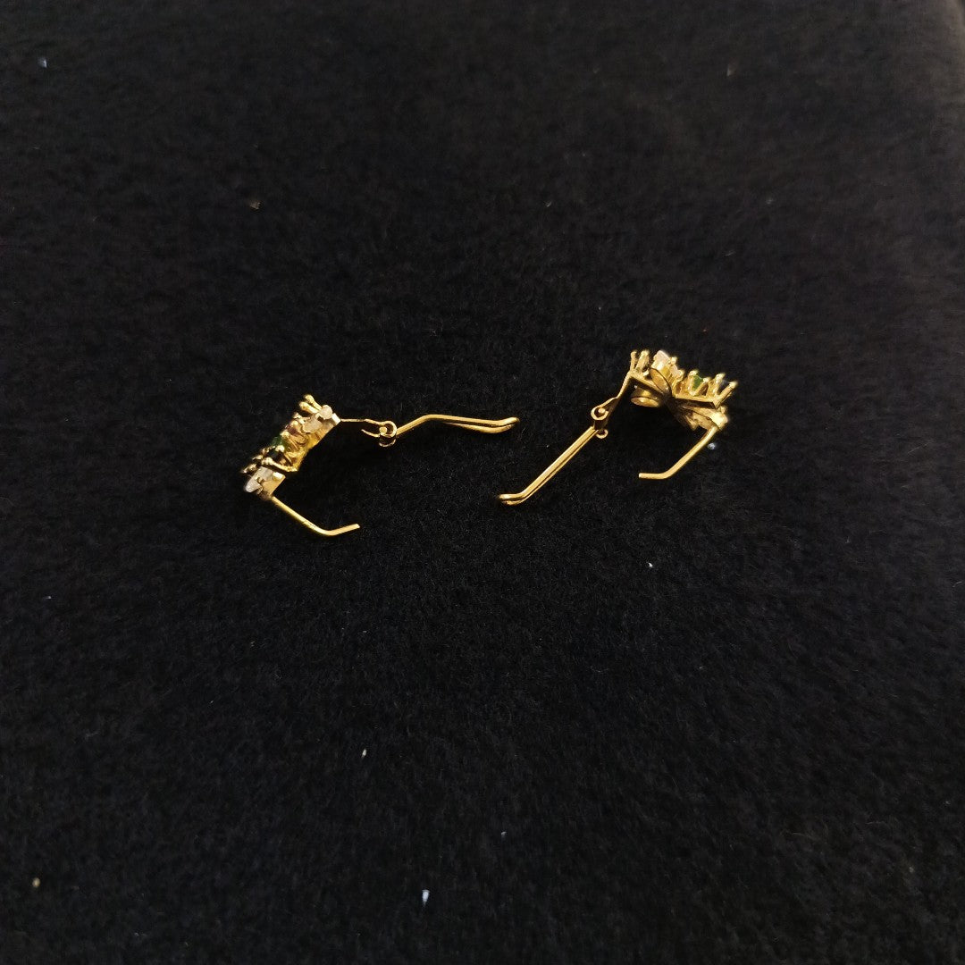 ARETES PAR ORO 14 K 2.9 GRMS (SEMINUEVO)