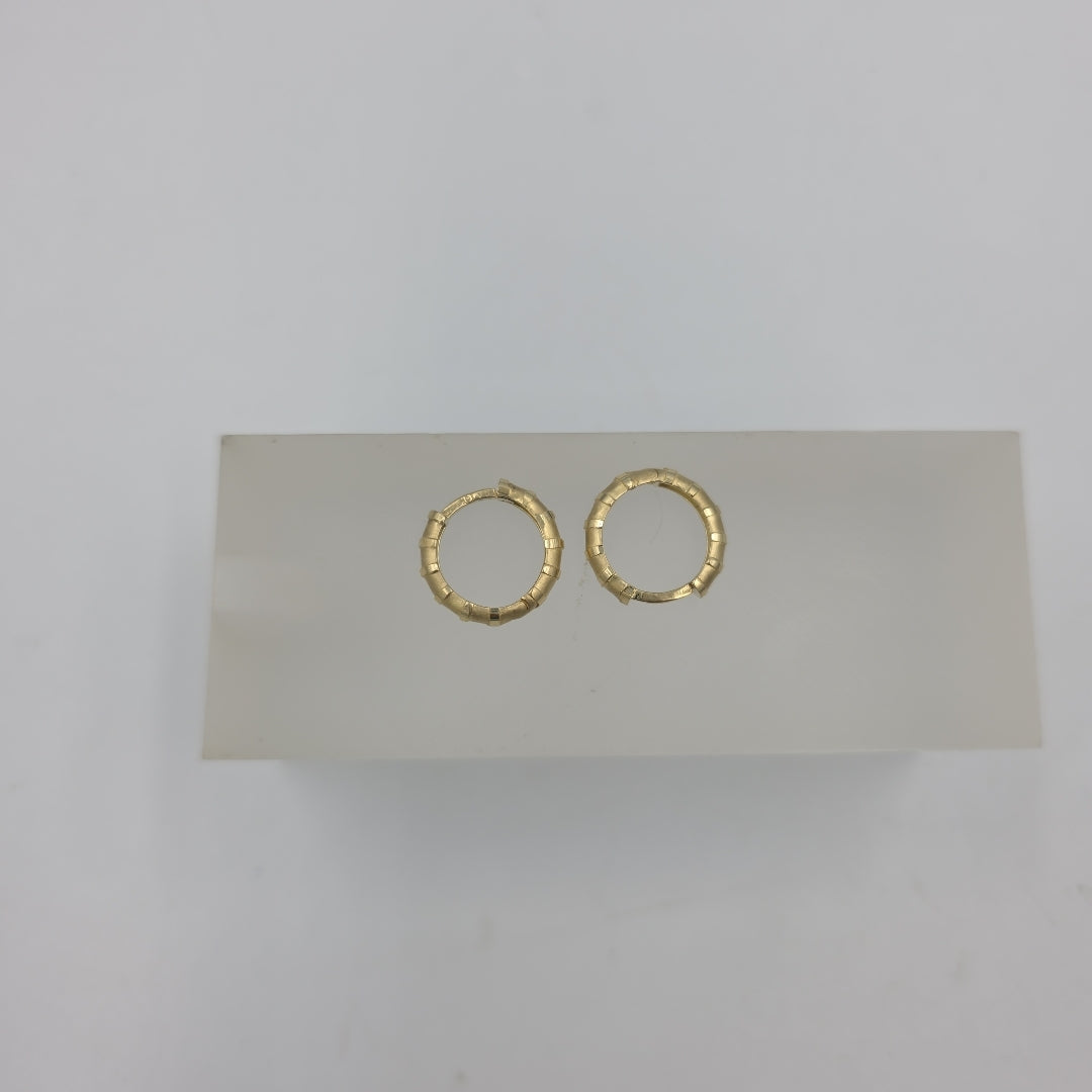 ARETES ARRACADAS FACETADAS 10K 1.7 GR (NUEVO)