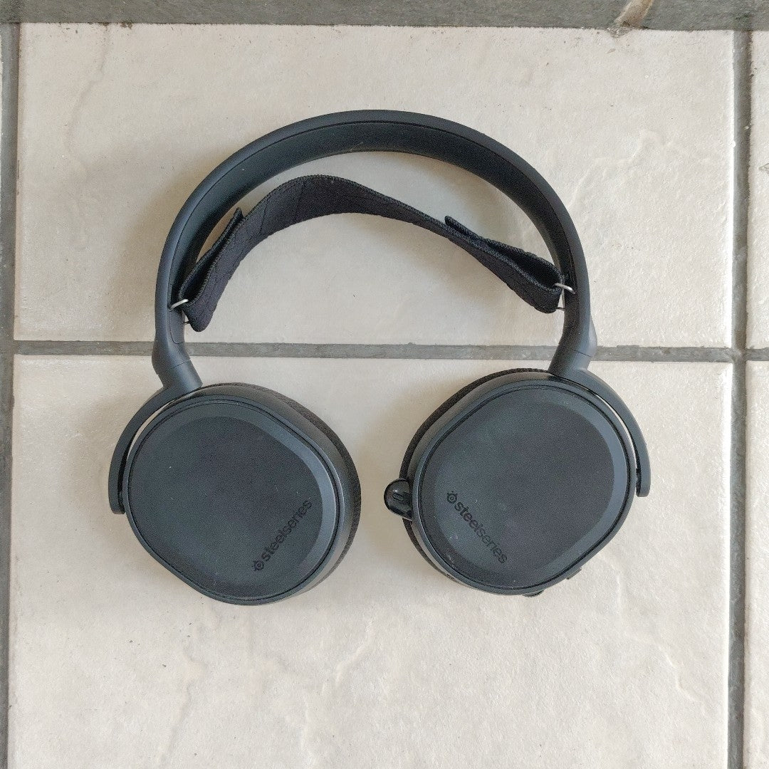 AUDIFONOS STEELSERIES ARCTIS 3 ALAMBRICO OVER EAR (SEMINUEVO)
