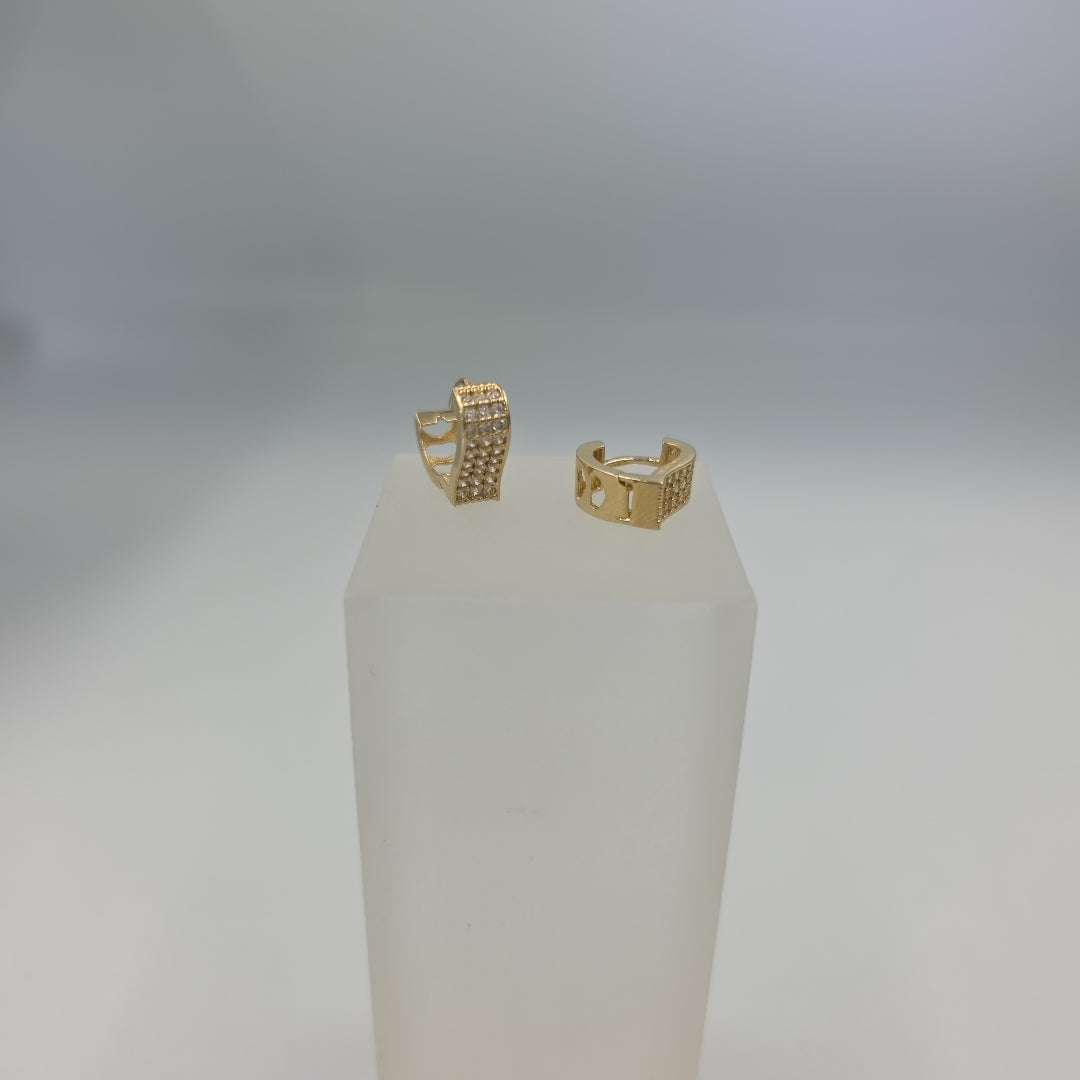 ARETES ARRACADAS CORAZON C CIRCONIAS 14K 2.1 GR (NUEVO)