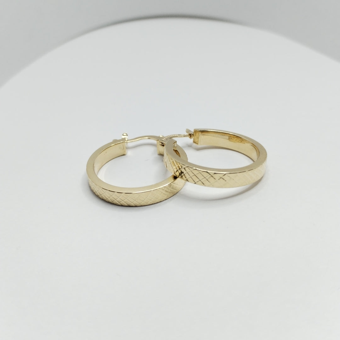 ARETES TEJIDO ARRACADAS FACETADAS 14K 2.9 GR (NUEVO)