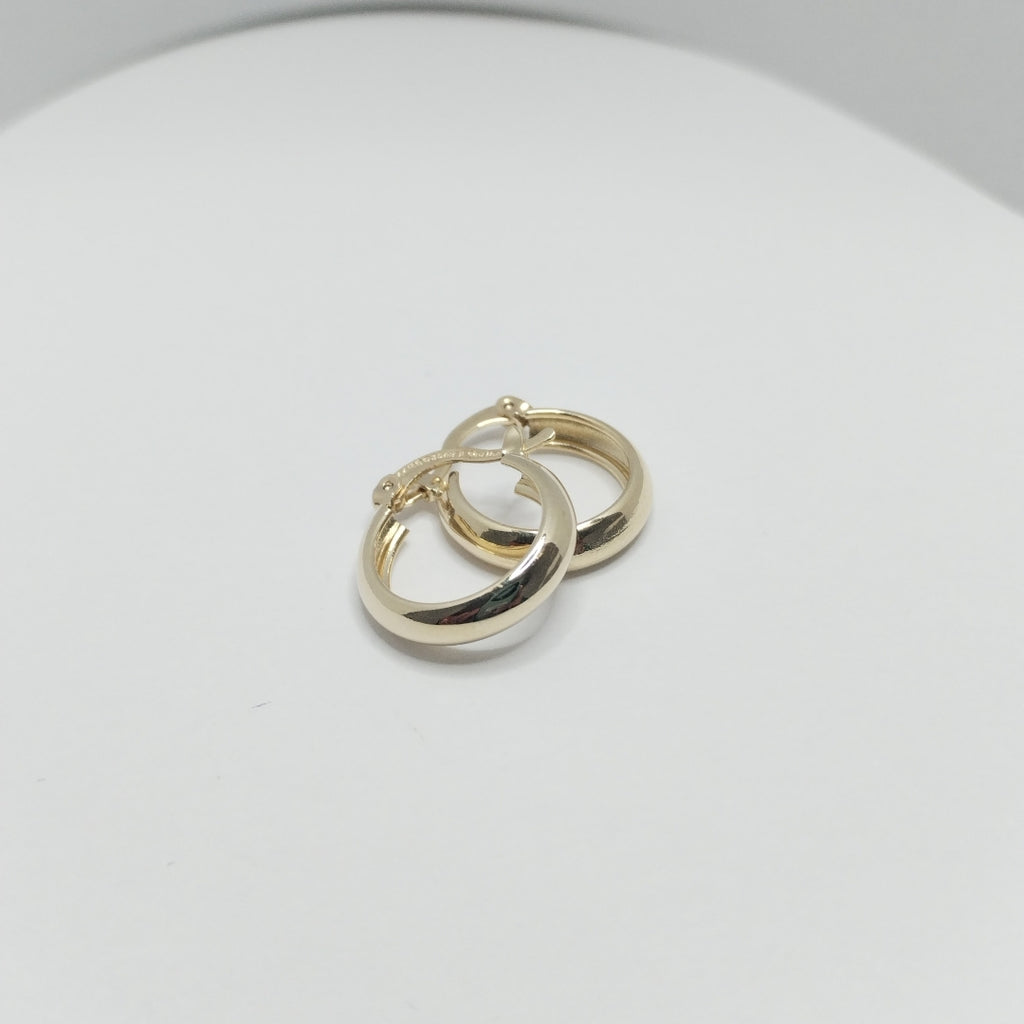 ARETES TEJIDO ARRACADAS LISAS 14K 2.2 GR (NUEVO)