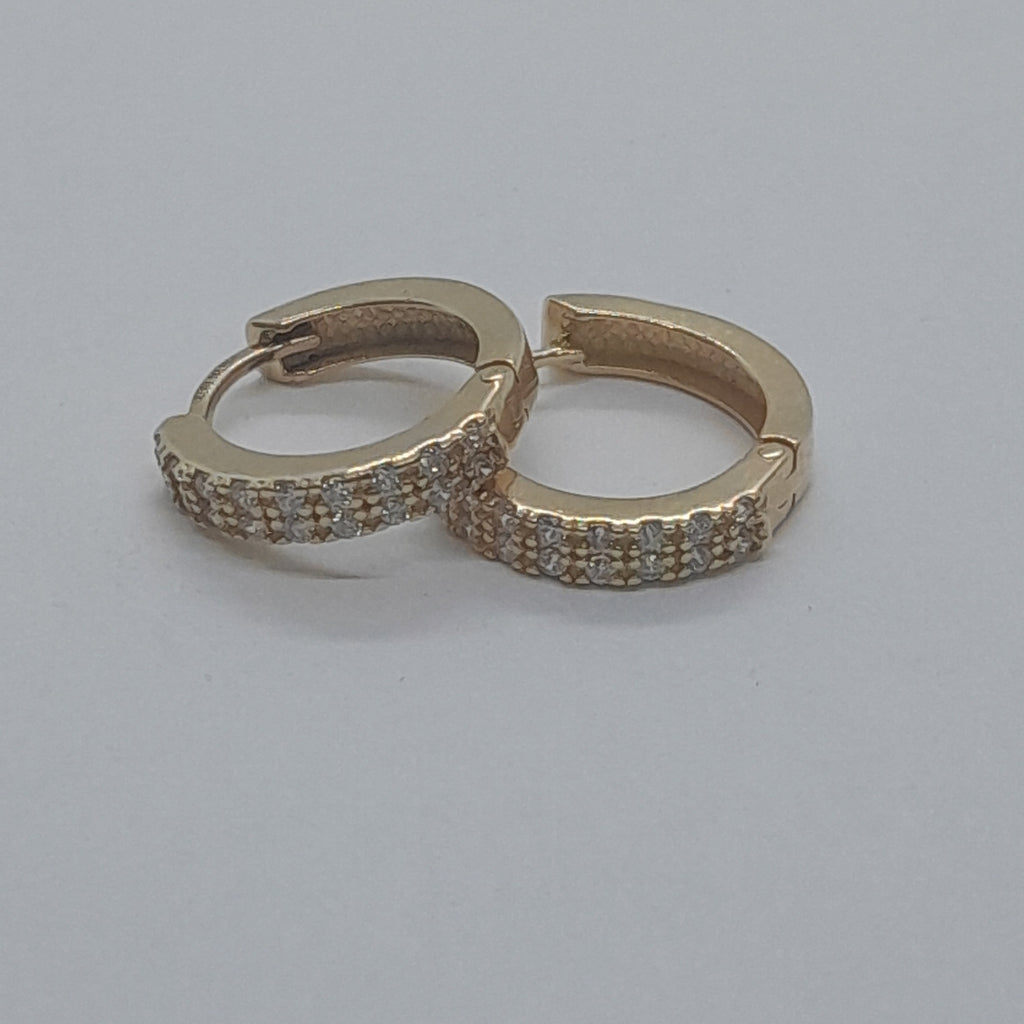 ARETES HUGGIES C CIRCONIAS 14K 1.7 GR (NUEVO)