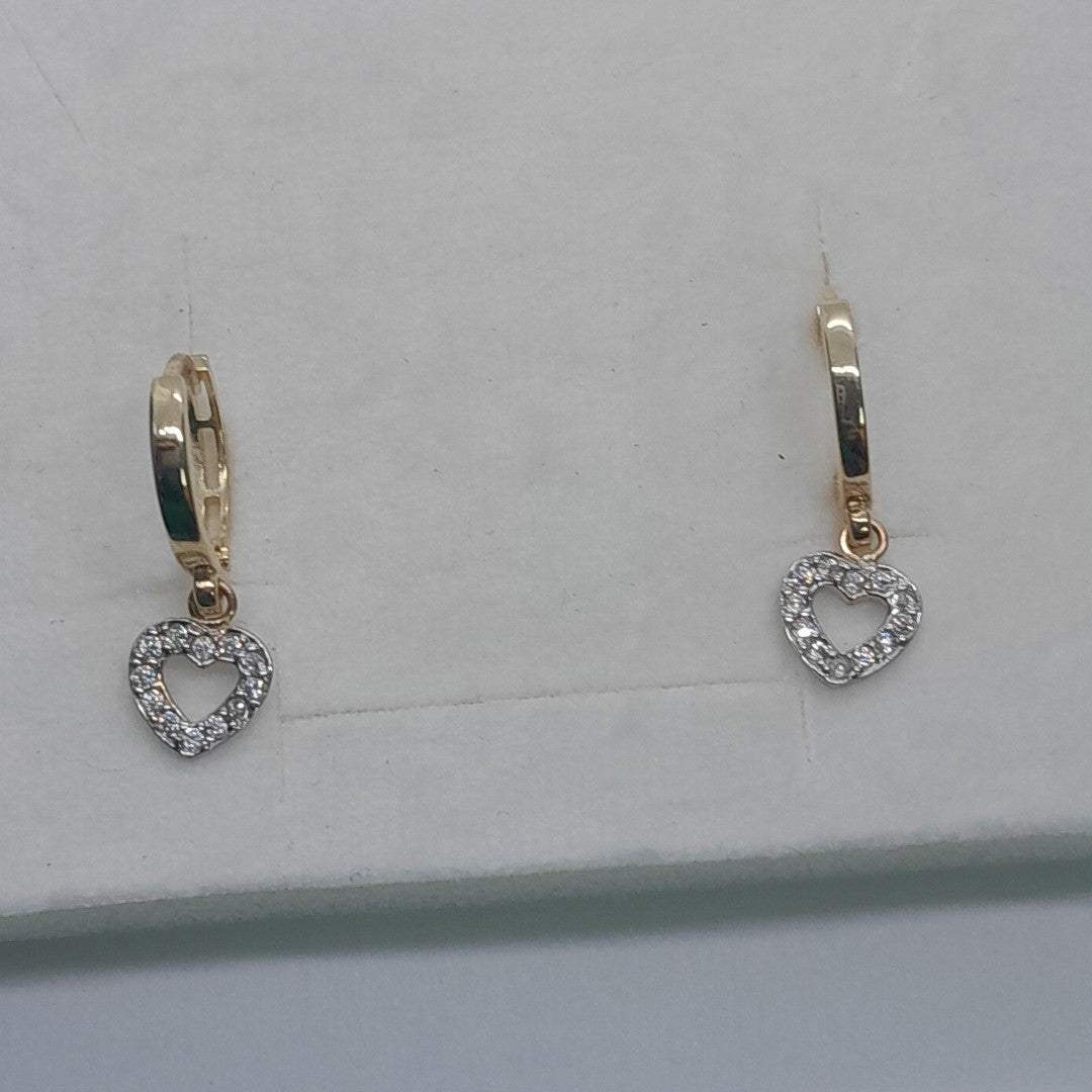 ARETES HUGGIES CON DIJE CORAZON Y CIRCONIAS 14K 2.1 GR (NUEVO)
