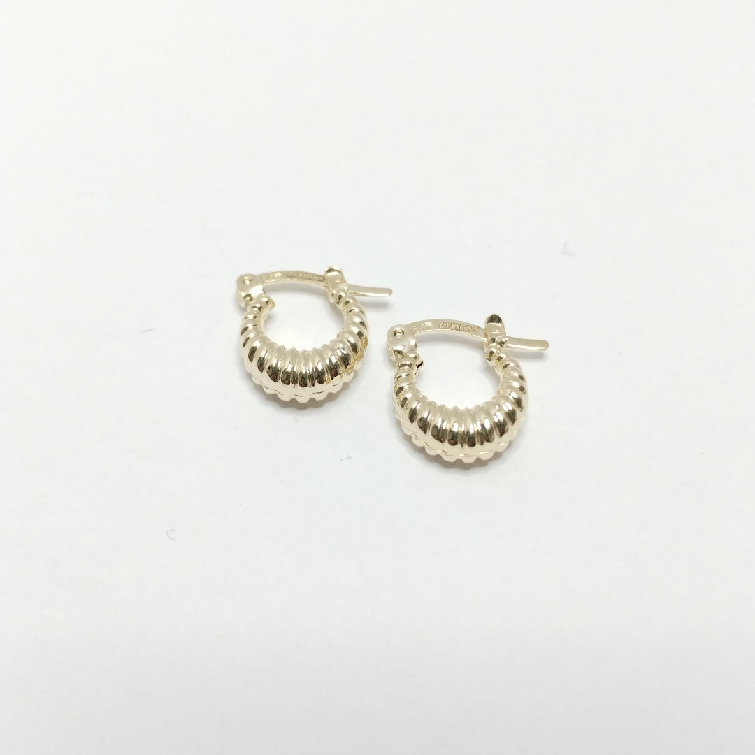 ARETES ARRACADA ESTRIADAS 14K 1.1 GR (NUEVO)