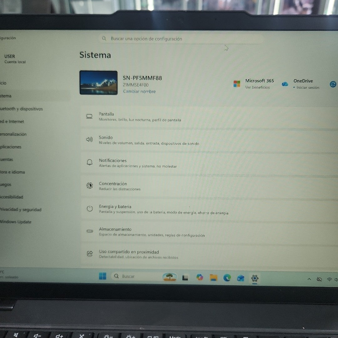 LAPTOP LENOVO THINKPAD T14 GEN 5 (2025) 512 GB SSD 16 GB RAM (SEMINUEVO)