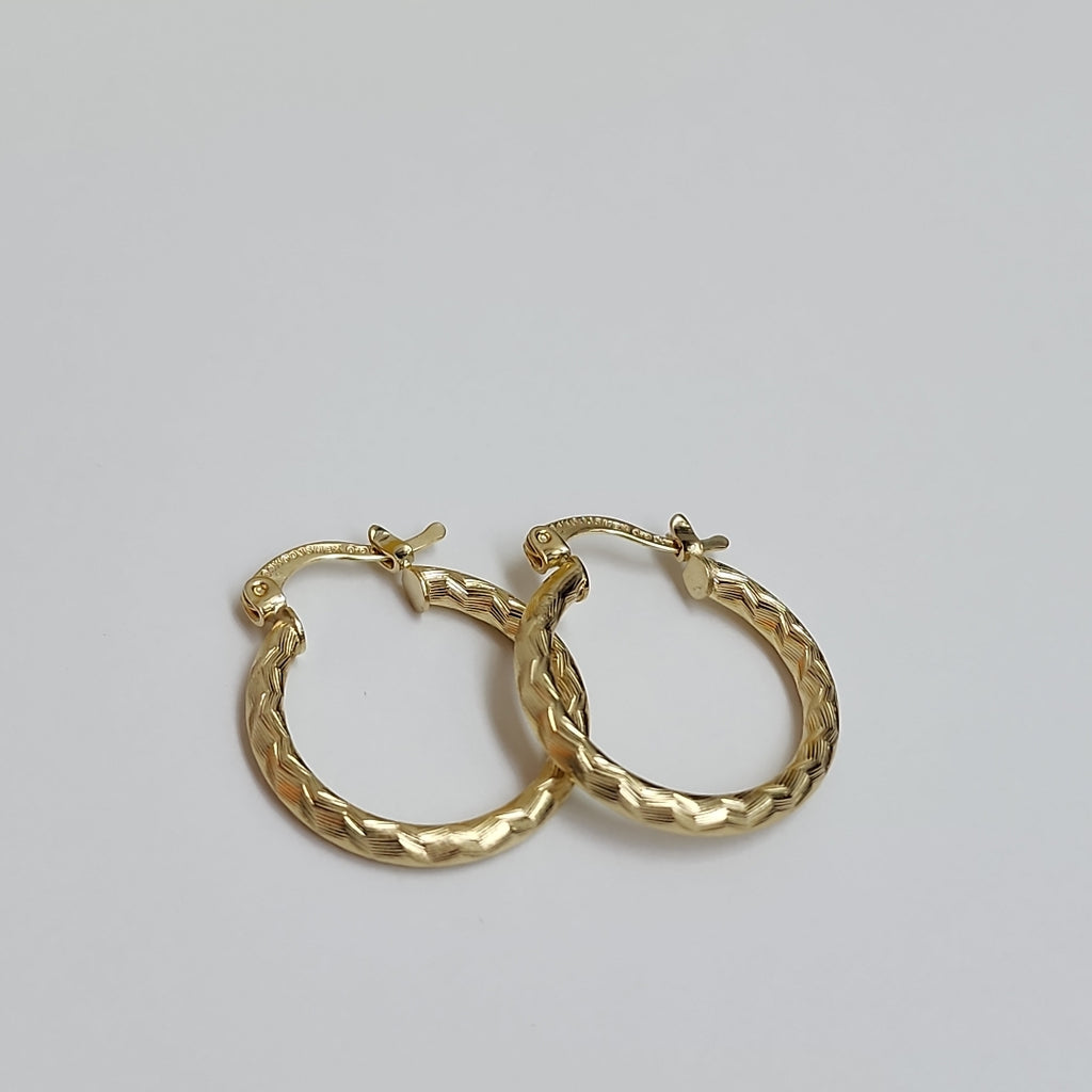 ARETES ARRACADAS LABRADAS 14K 2.2 GR (NUEVO)