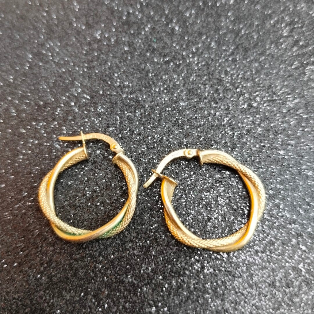 ARRACADAS PAR ORO 10 K 1.4 GRMS (SEMINUEVO)