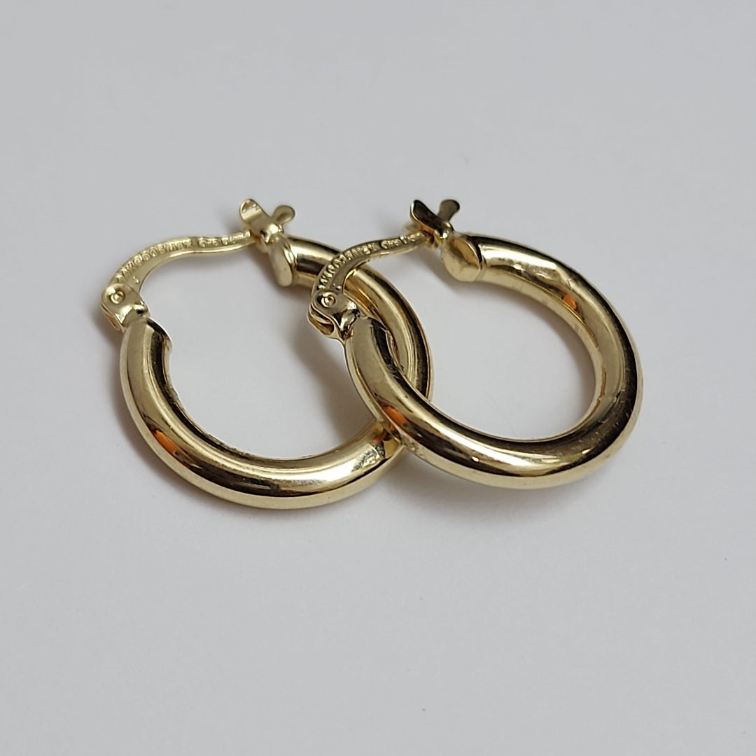 ARETES TEJIDO ARRACADAS LISAS 14K 1.6 GR (NUEVO)