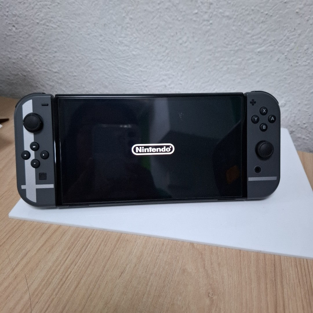 CONSOLA DE VIDEOJUEGO NINTENDO SWITCH OLED 64 GB (SEMINUEVO)