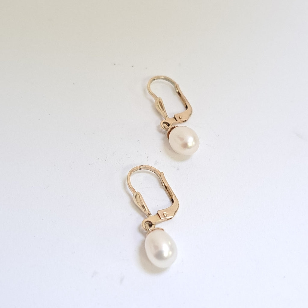 ARETES C PERLAS SINTETICAS 10K 1.8 GR (NUEVO)