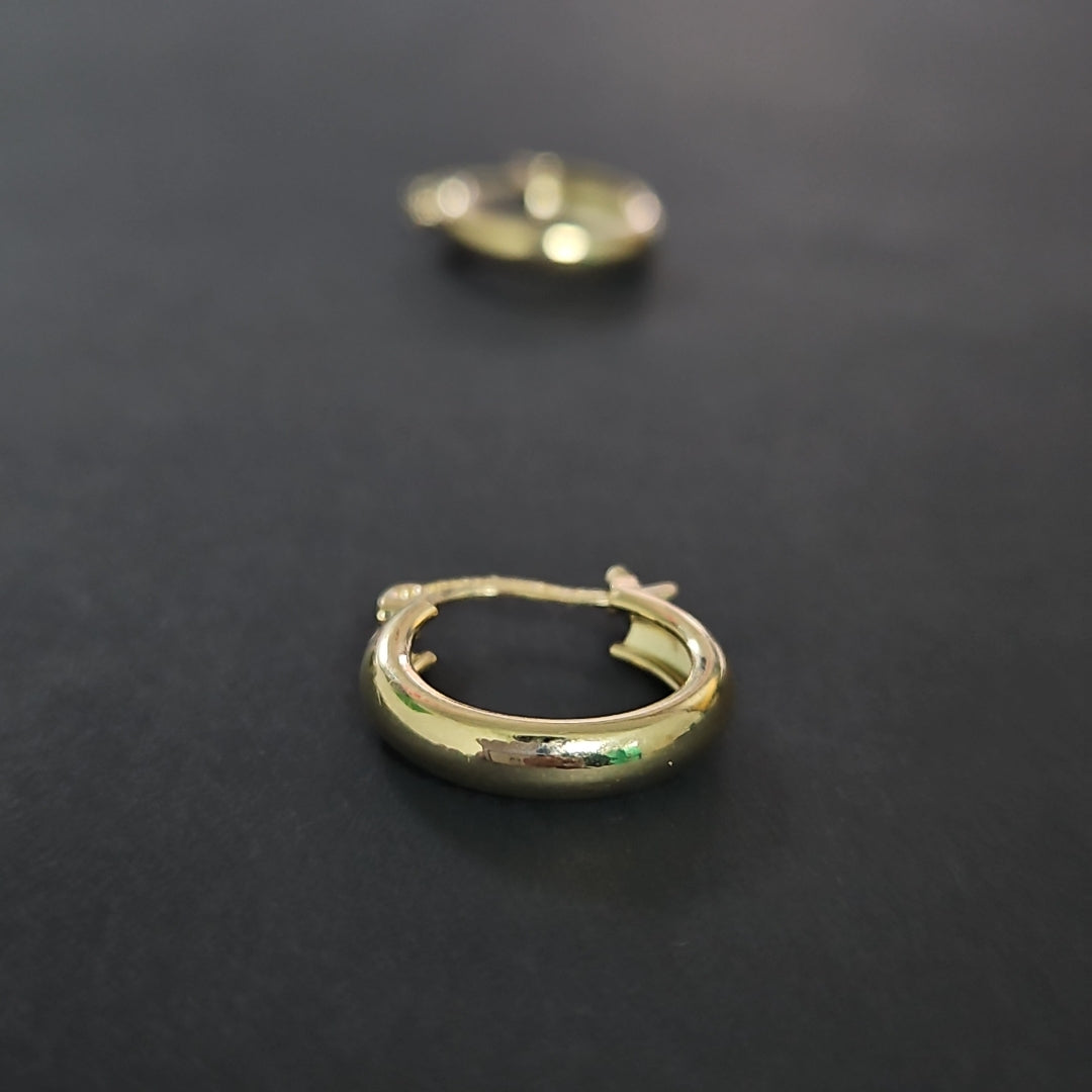 ARETES TEJIDO ARRACADAS LISAS 14K 2.2 GR (NUEVO)