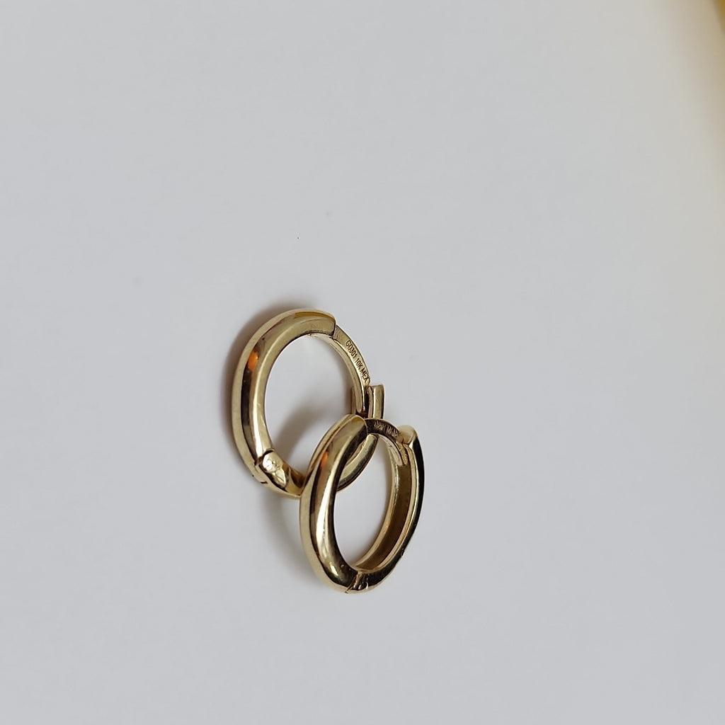 ARETES ARRACADAS LISAS 10K 1.2 GR (NUEVO)
