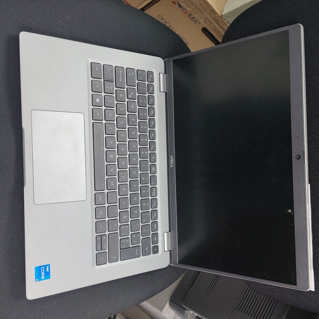 LAPTOP DELL LATITUDE 5320 (2 EN 1) (2022) 512 GB SSD 16 GB RAM (SEMINUEVO)