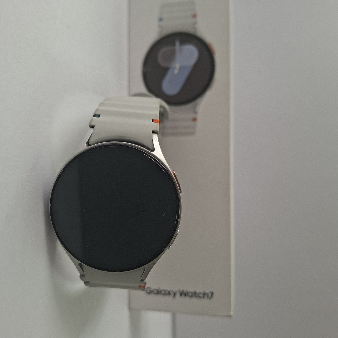 SMARTWATCH SAMSUNG GALAXY WATCH 7 SM-L310 44 MM GPS (SEMINUEVO)