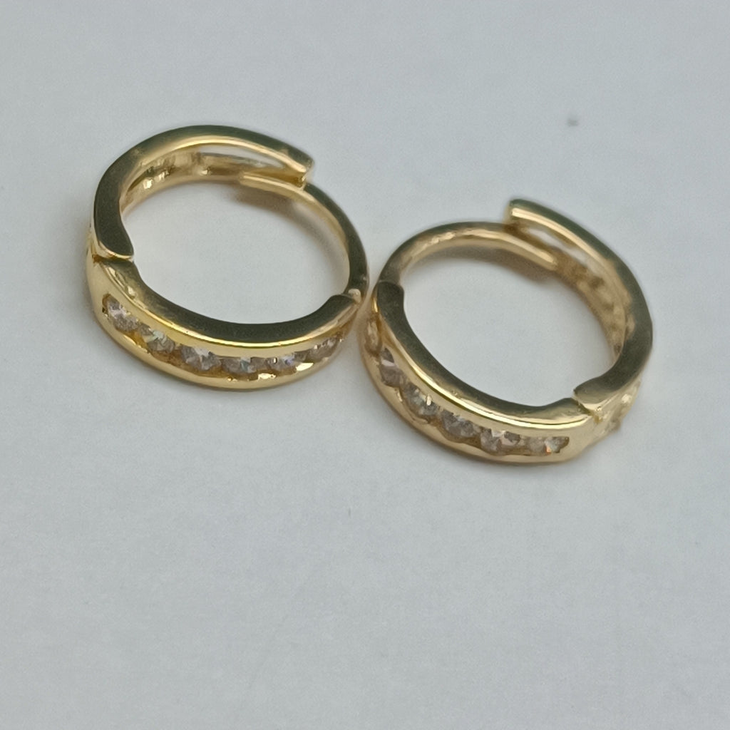 ARETES HUGGIES C CIRCONIA 14K 1.2 GR (NUEVO)