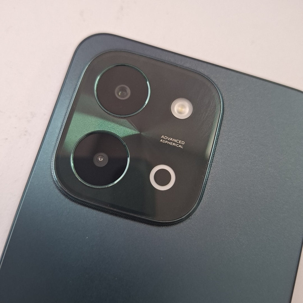 CELULAR VIVO Y28 V2352 256 GB 8 GB RAM (SEMINUEVO)