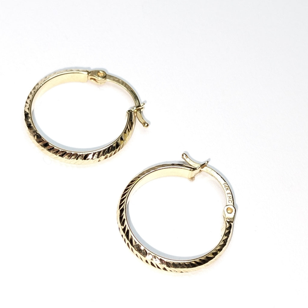 ARRACADAS PAR ORO 14 K 1.6 GRMS (SEMINUEVO)